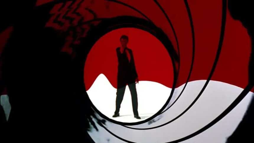 Pierce Brosnan quer voltar como 007 sênior no próximo filme de James Bond